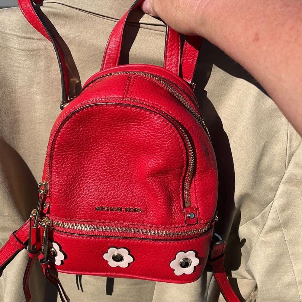 Michael Michael Kors XS Messenger Leather Backpack NWT